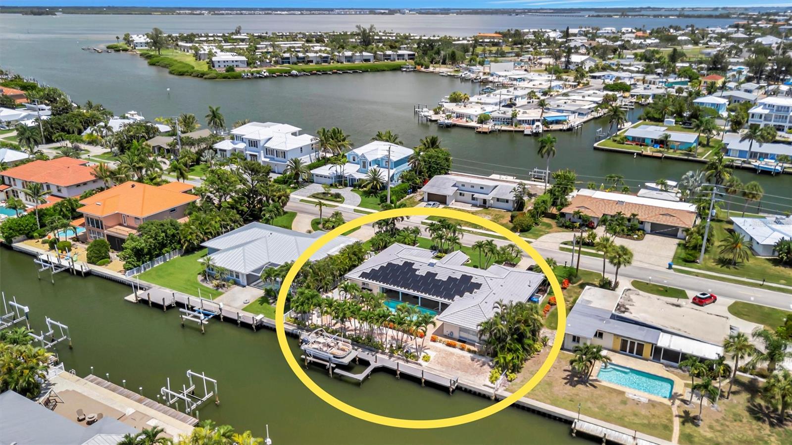 514 KEY ROYALE DRIVE