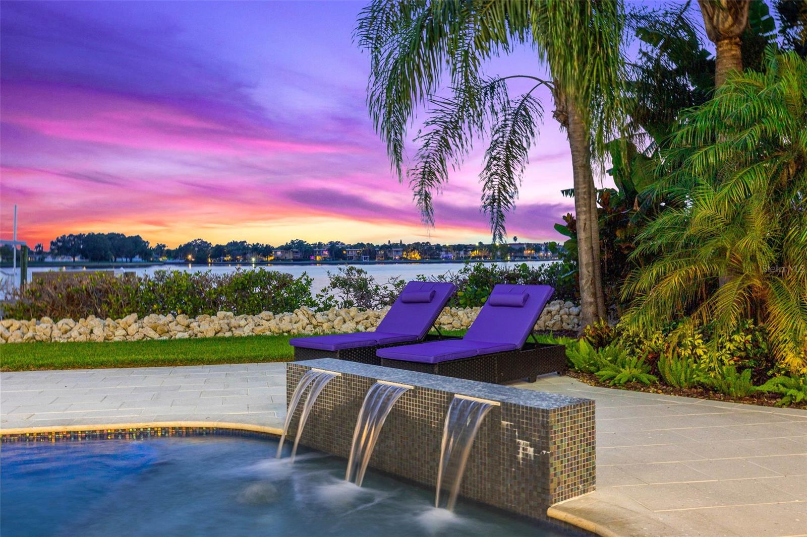 SHORE ACRES OVERLOOK SEC - Residential