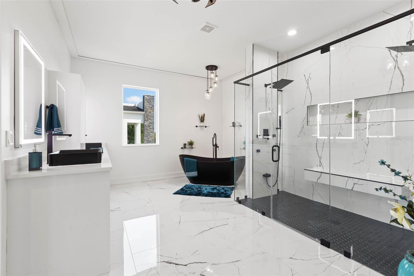 SHORE ACRES OVERLOOK SEC - Residential