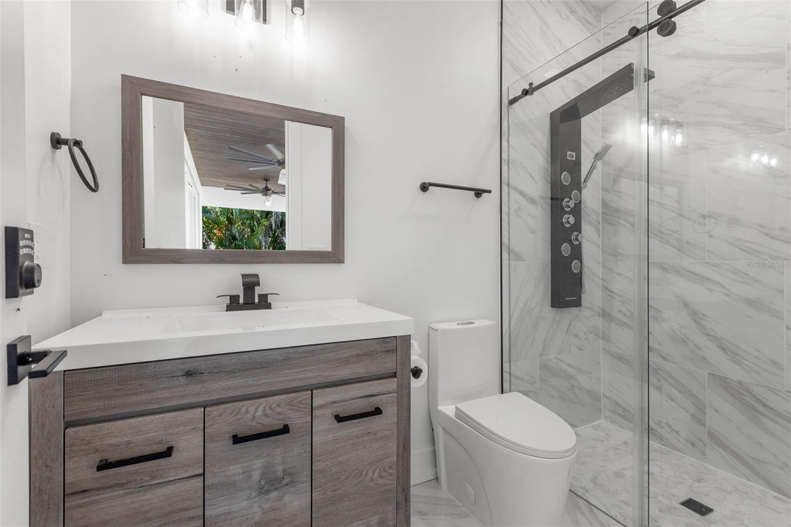 SHORE ACRES OVERLOOK SEC - Residential