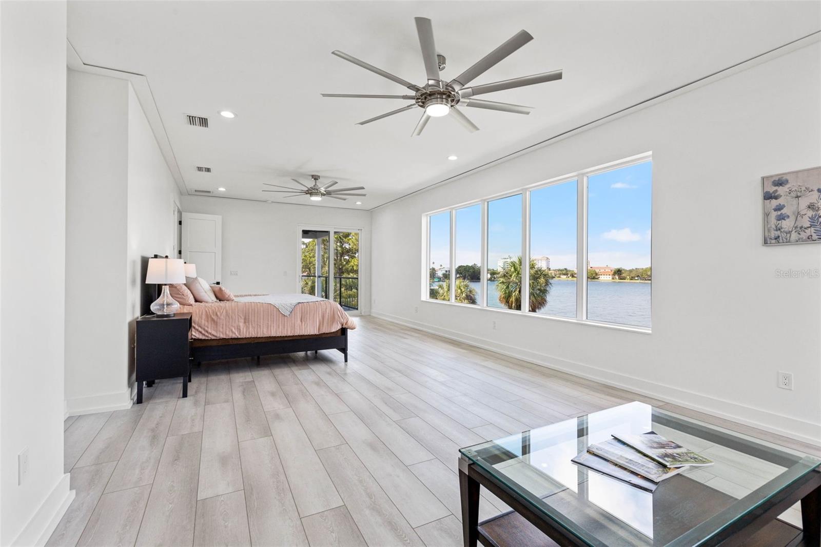 SHORE ACRES OVERLOOK SEC - Residential