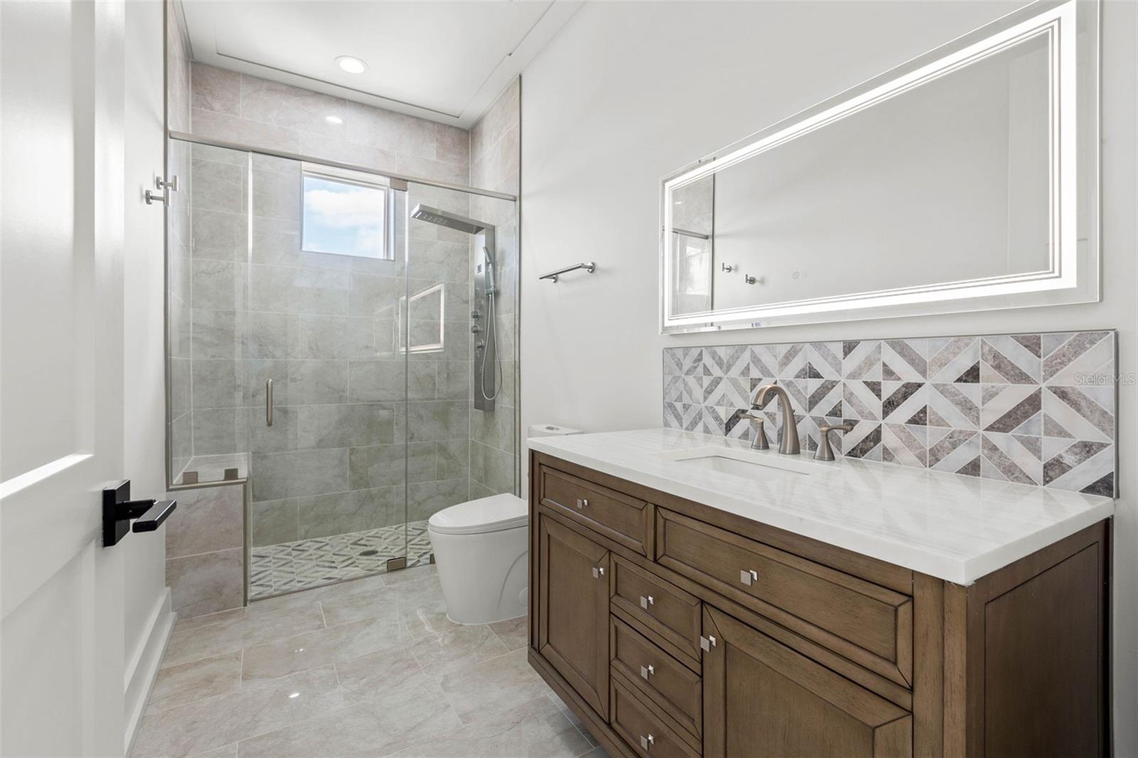 SHORE ACRES OVERLOOK SEC - Residential