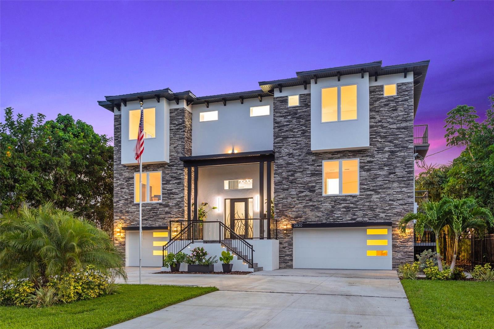 SHORE ACRES OVERLOOK SEC - Residential