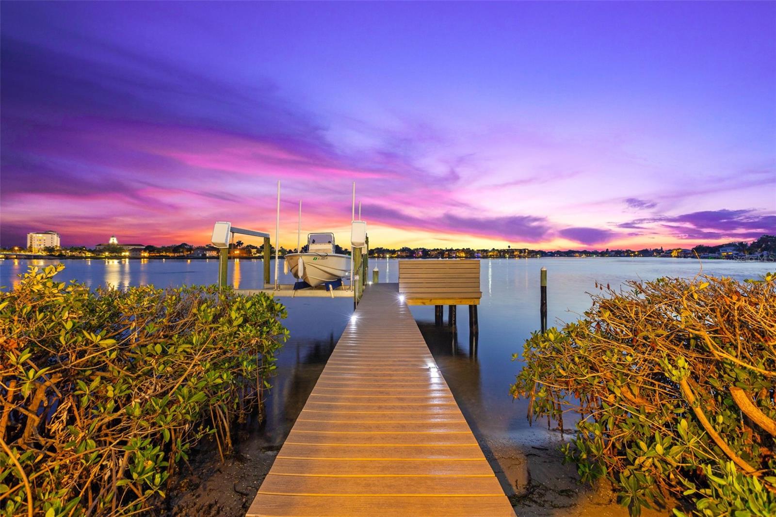 SHORE ACRES OVERLOOK SEC - Residential