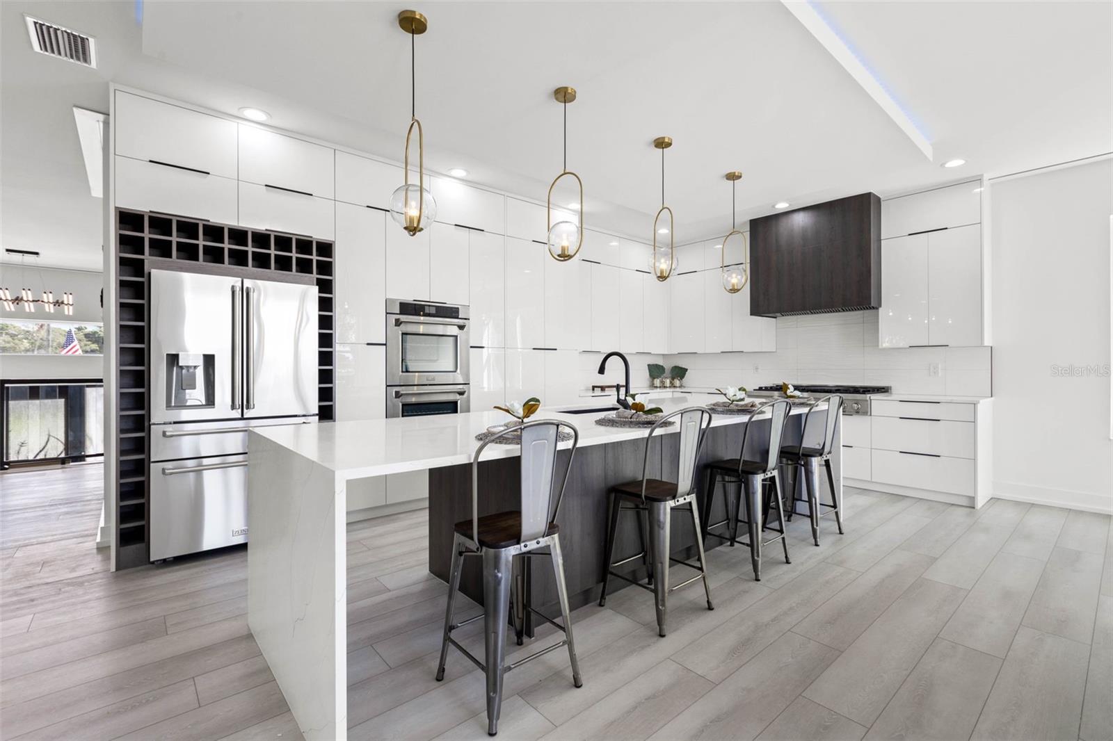 SHORE ACRES OVERLOOK SEC - Residential