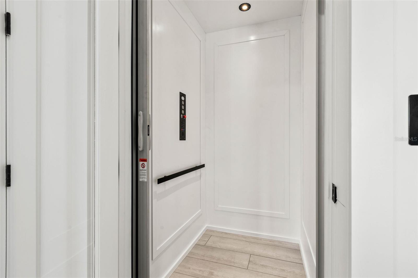 SHORE ACRES OVERLOOK SEC - Residential