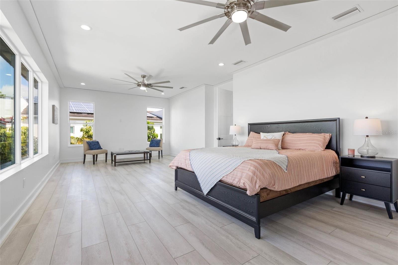 SHORE ACRES OVERLOOK SEC - Residential