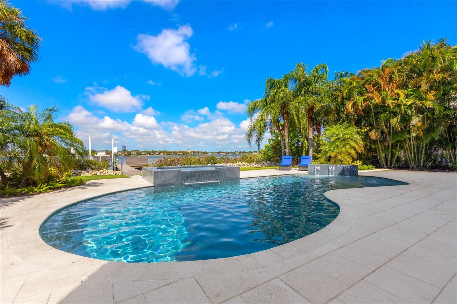 SHORE ACRES OVERLOOK SEC - Residential