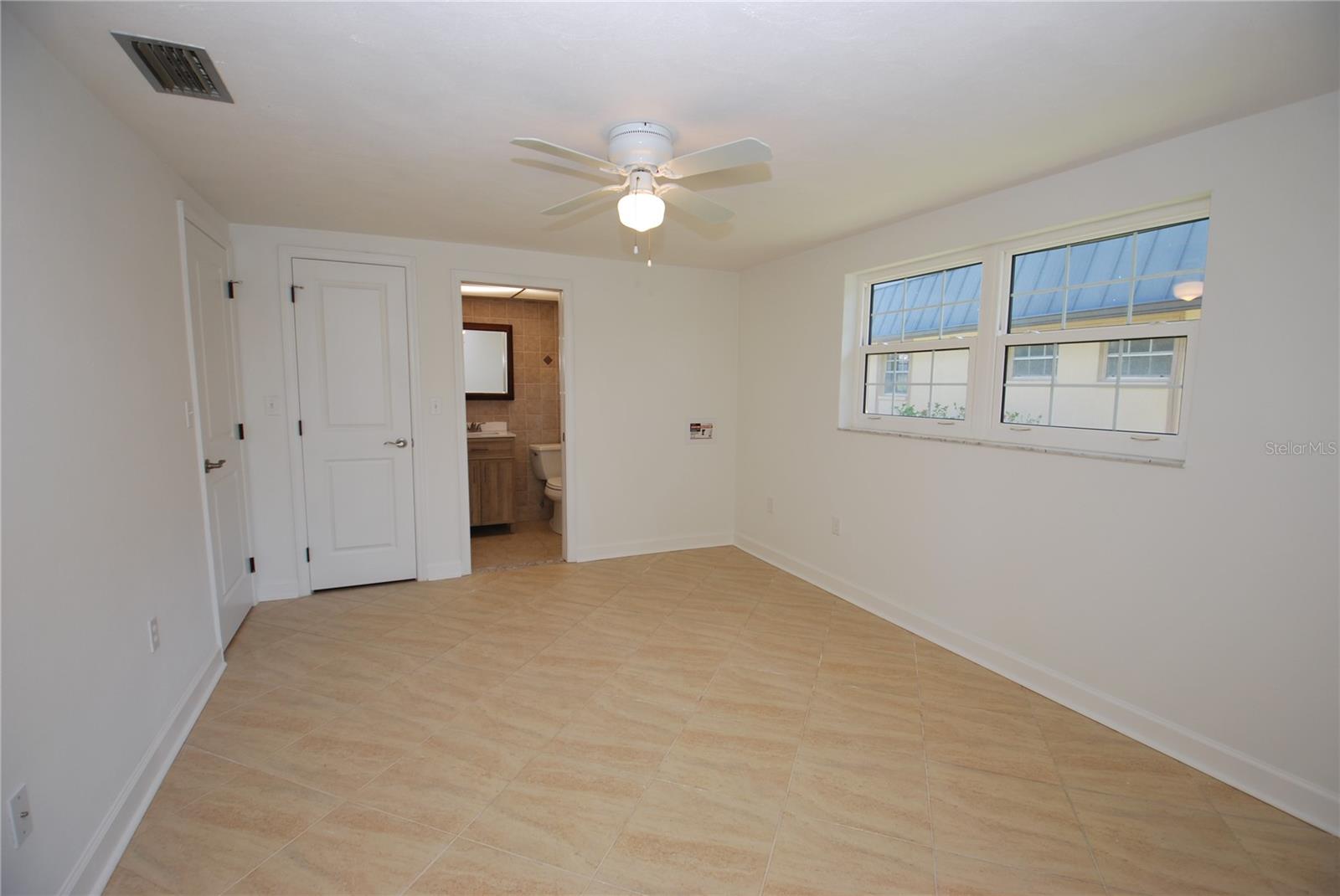 GARDENS BEACON SQUARE - Residential