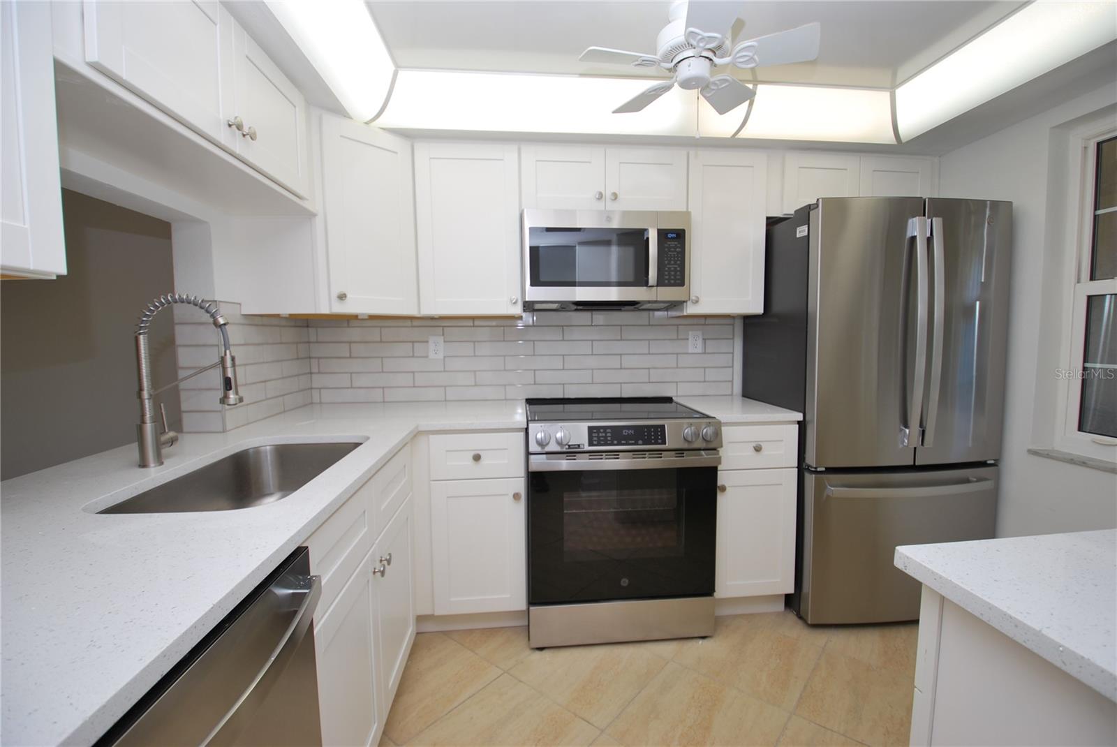 GARDENS BEACON SQUARE - Residential