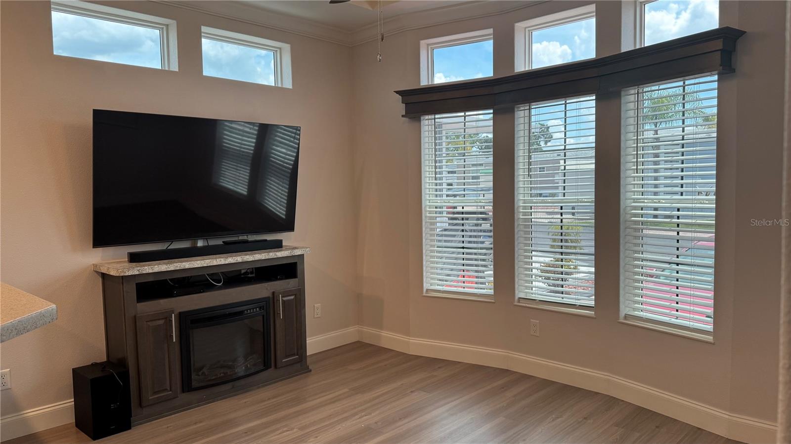 ELITE RESORTS AT CITRUS VALLEY CONDOMINIUM - Residential