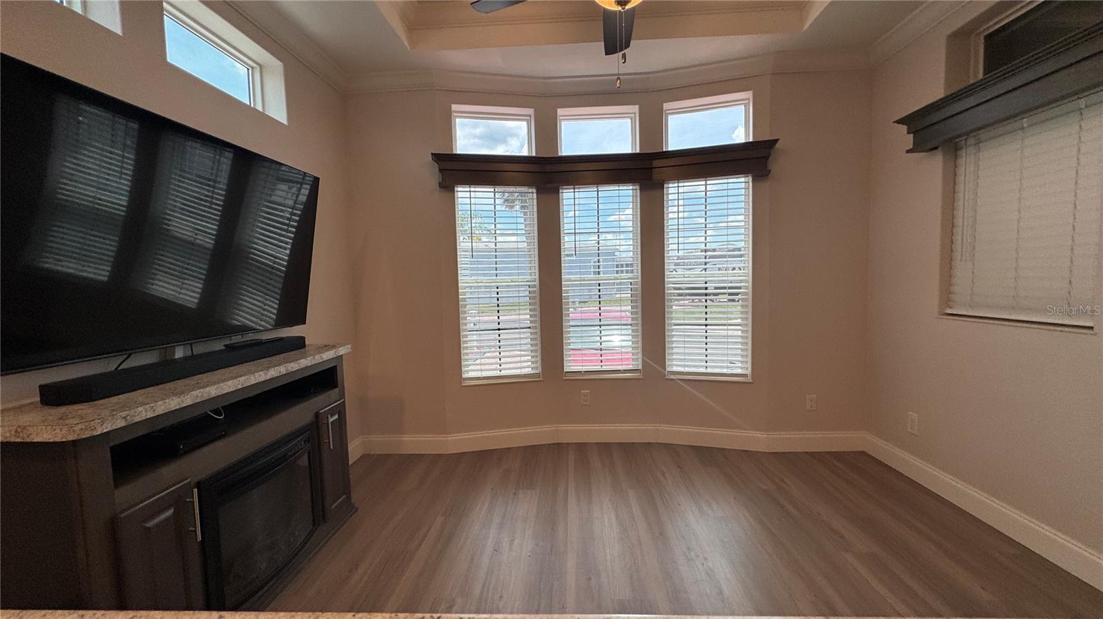 ELITE RESORTS AT CITRUS VALLEY CONDOMINIUM - Residential