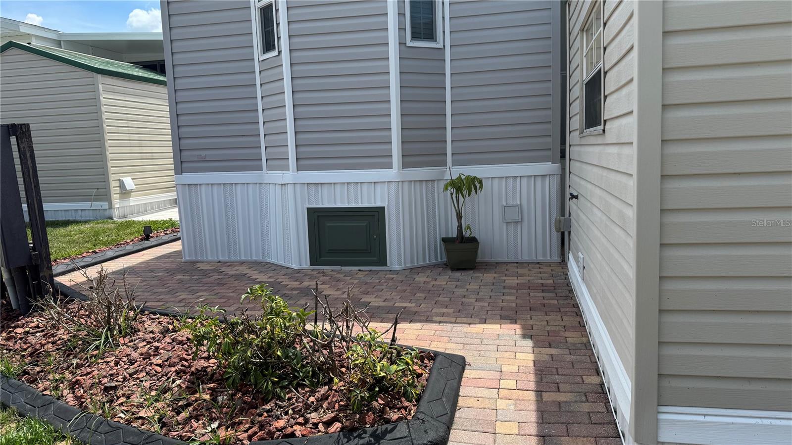 ELITE RESORTS AT CITRUS VALLEY CONDOMINIUM - Residential