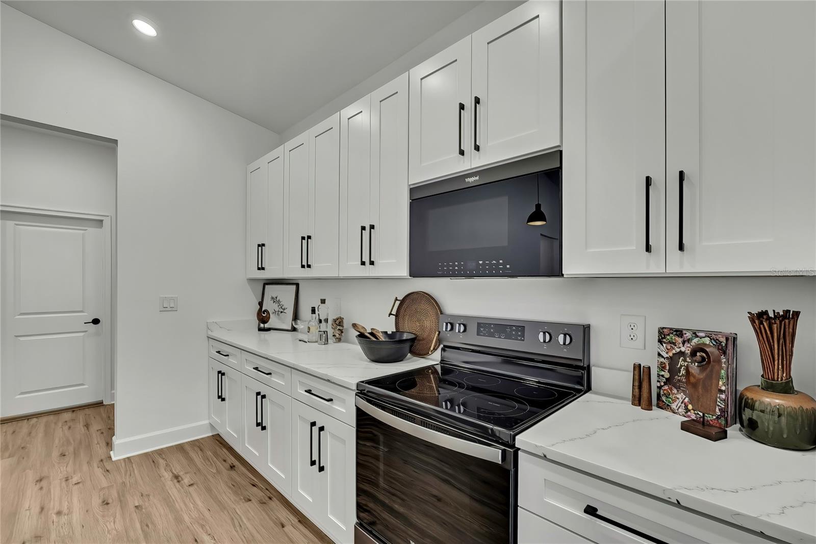 ROYAL HIGHLANDS - Residential