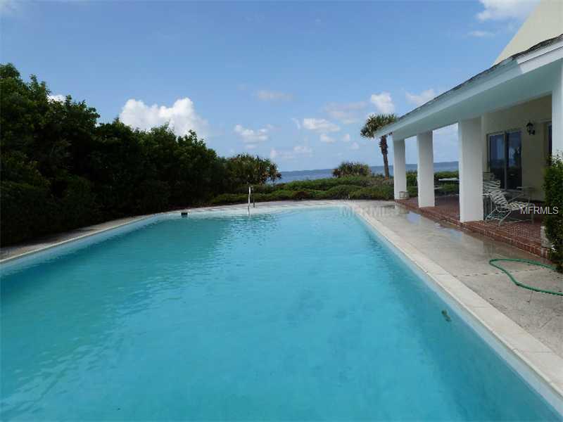 LOCATED ON NORTH MANASOTA KEY NOT IN A LEGAL SUBDI - Residential