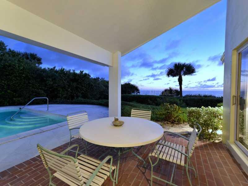 LOCATED ON NORTH MANASOTA KEY NOT IN A LEGAL SUBDI - Residential