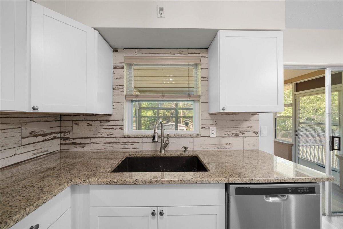 BEVERLY HILLS UNIT 6-2 - Residential