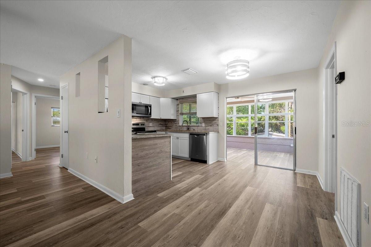 BEVERLY HILLS UNIT 6-2 - Residential