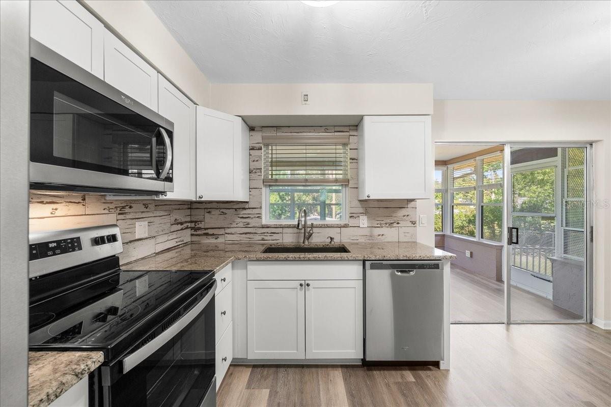 BEVERLY HILLS UNIT 6-2 - Residential