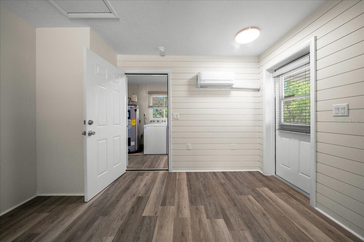 BEVERLY HILLS UNIT 6-2 - Residential