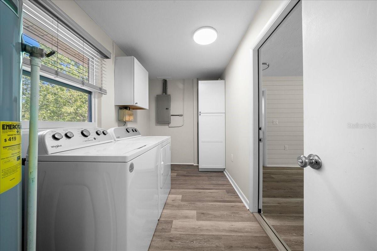 BEVERLY HILLS UNIT 6-2 - Residential