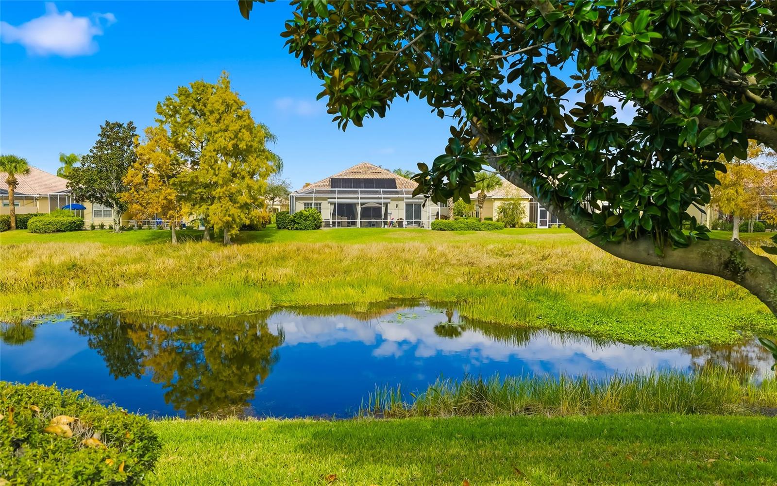 VILLAGEWALK - Residential