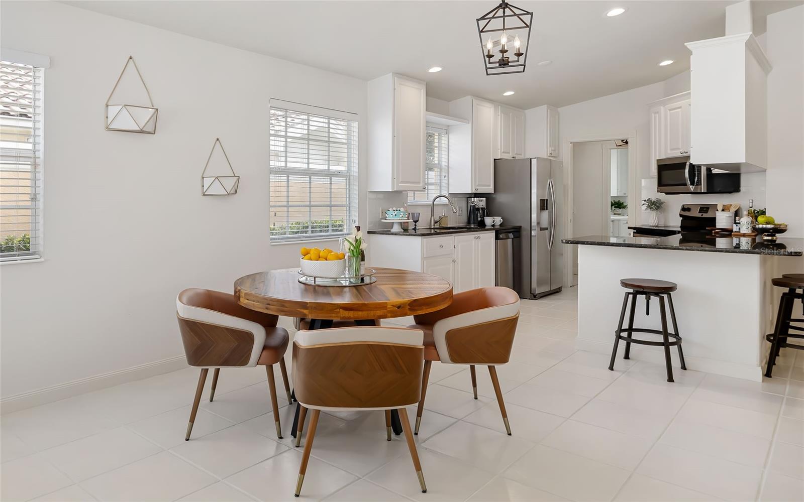 VILLAGEWALK - Residential