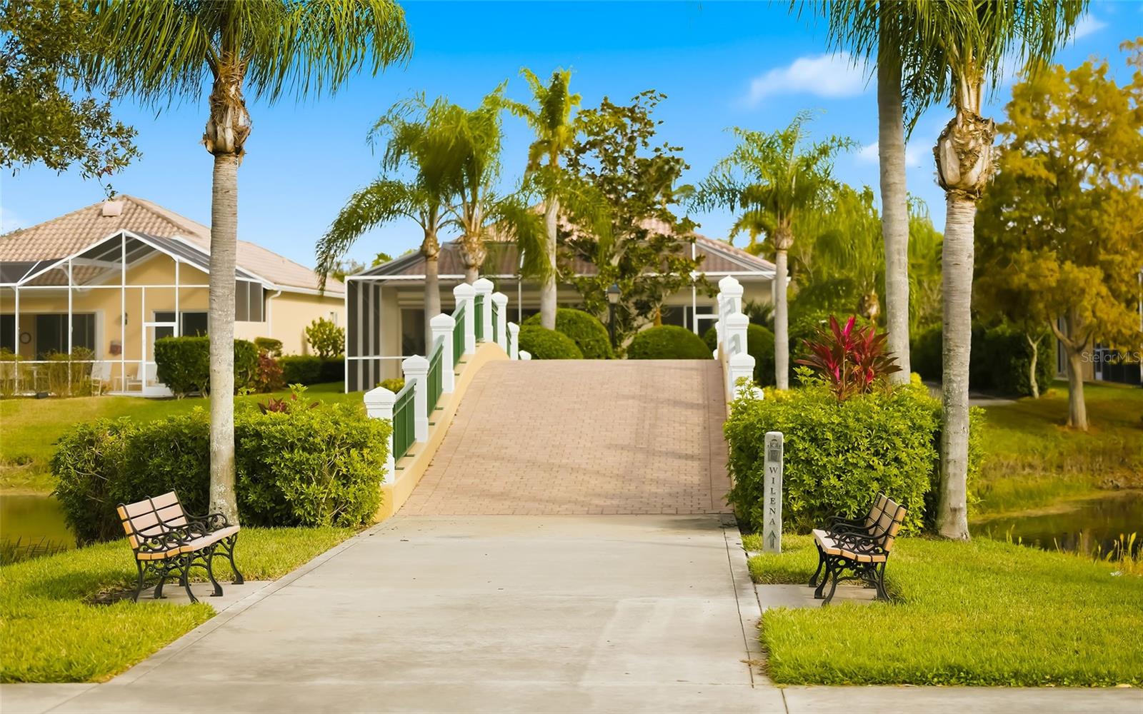 VILLAGEWALK - Residential