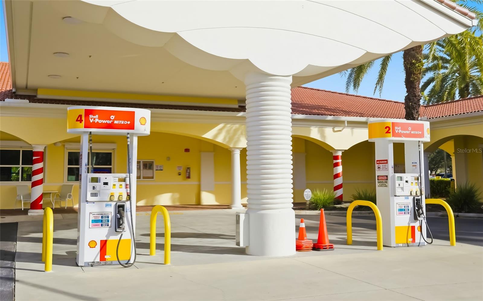 VILLAGEWALK - Residential