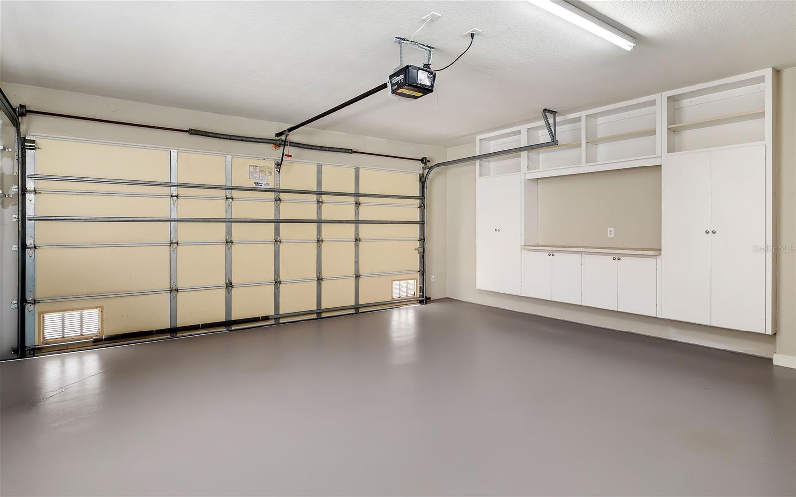 VILLAGEWALK - Residential