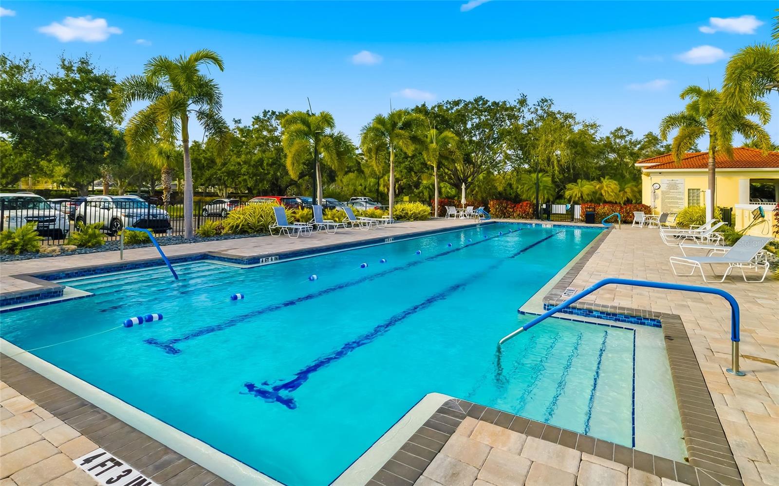 VILLAGEWALK - Residential