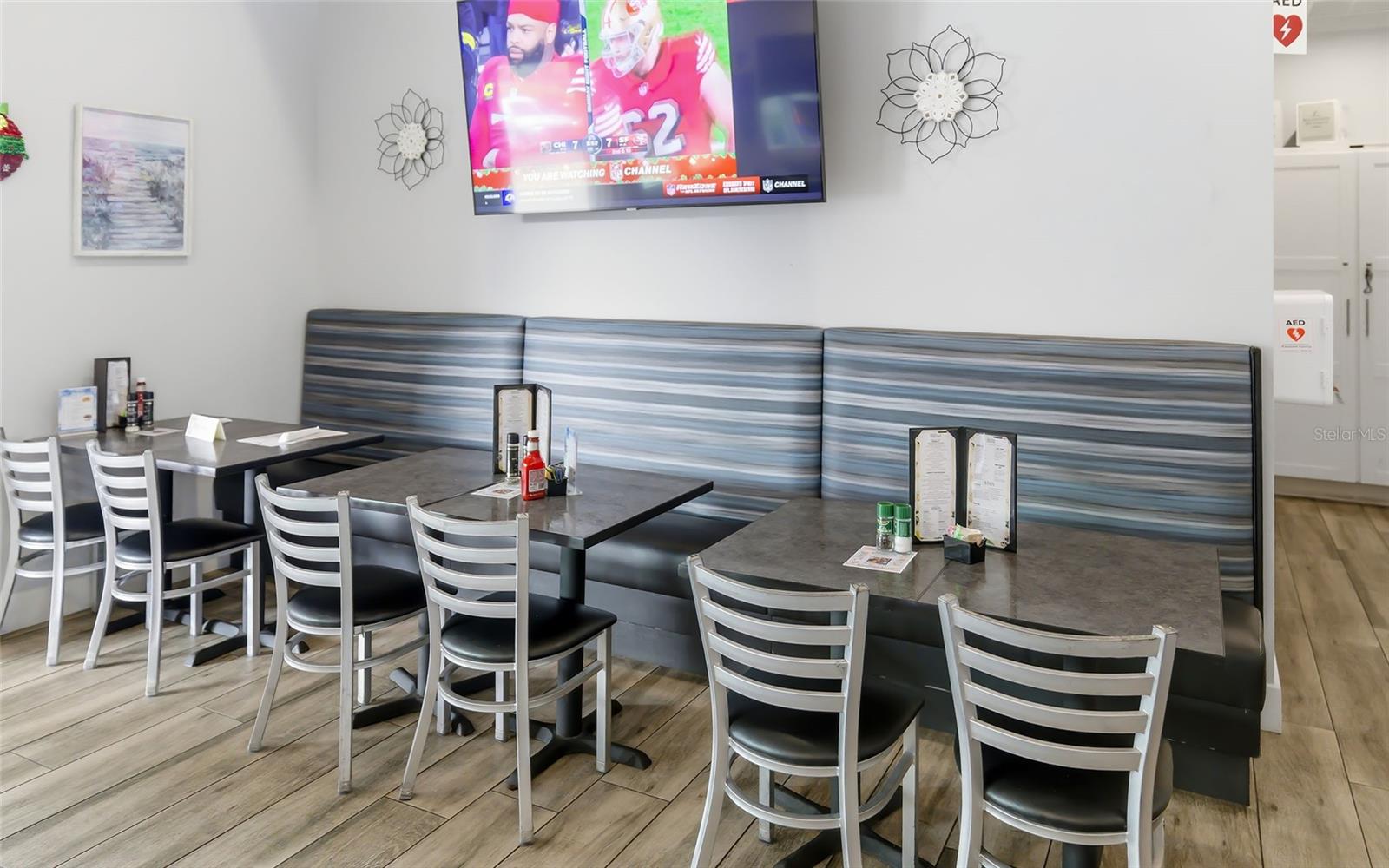 VILLAGEWALK - Residential