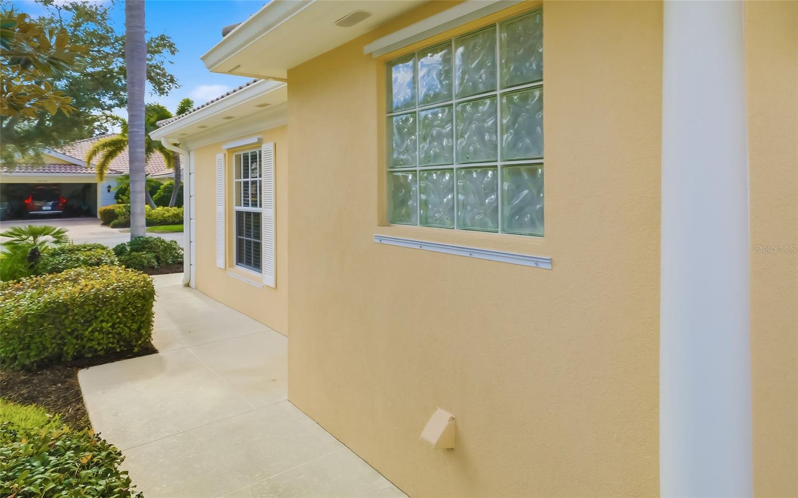 VILLAGEWALK - Residential