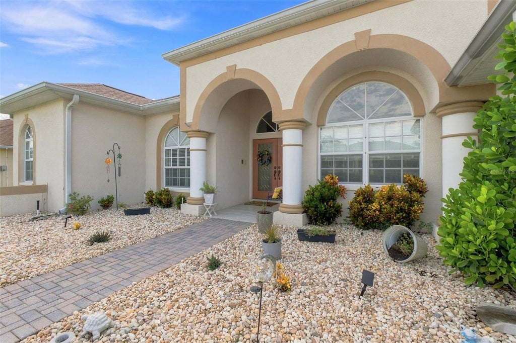 Photo of 4023 Misty View Drive, Spring Hill, FL 34609 (MLS # W7888973)