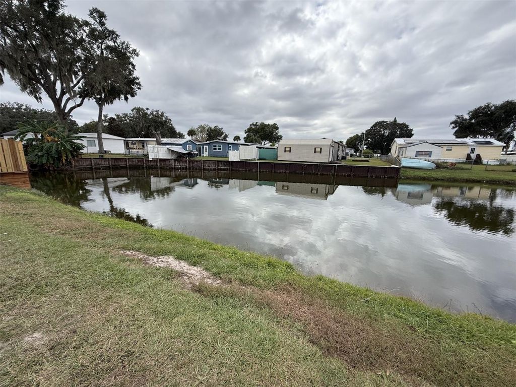 Photo of 2059 Thelma Drive, Lake Alfred, FL 33850 (MLS # P4937298)