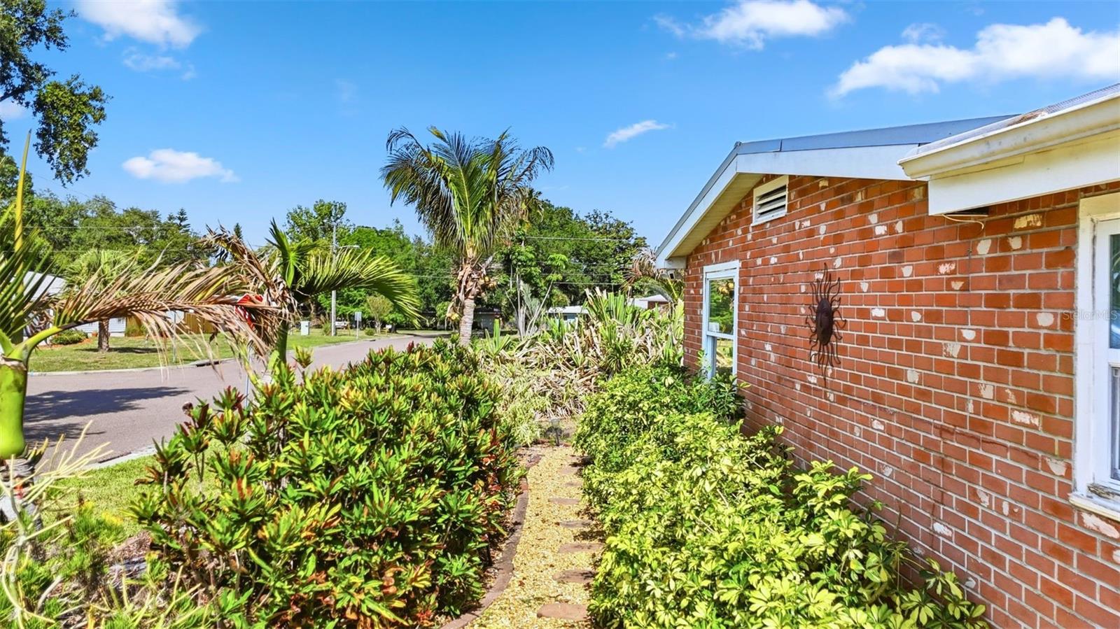 SALLS 1ST ADD - Residential