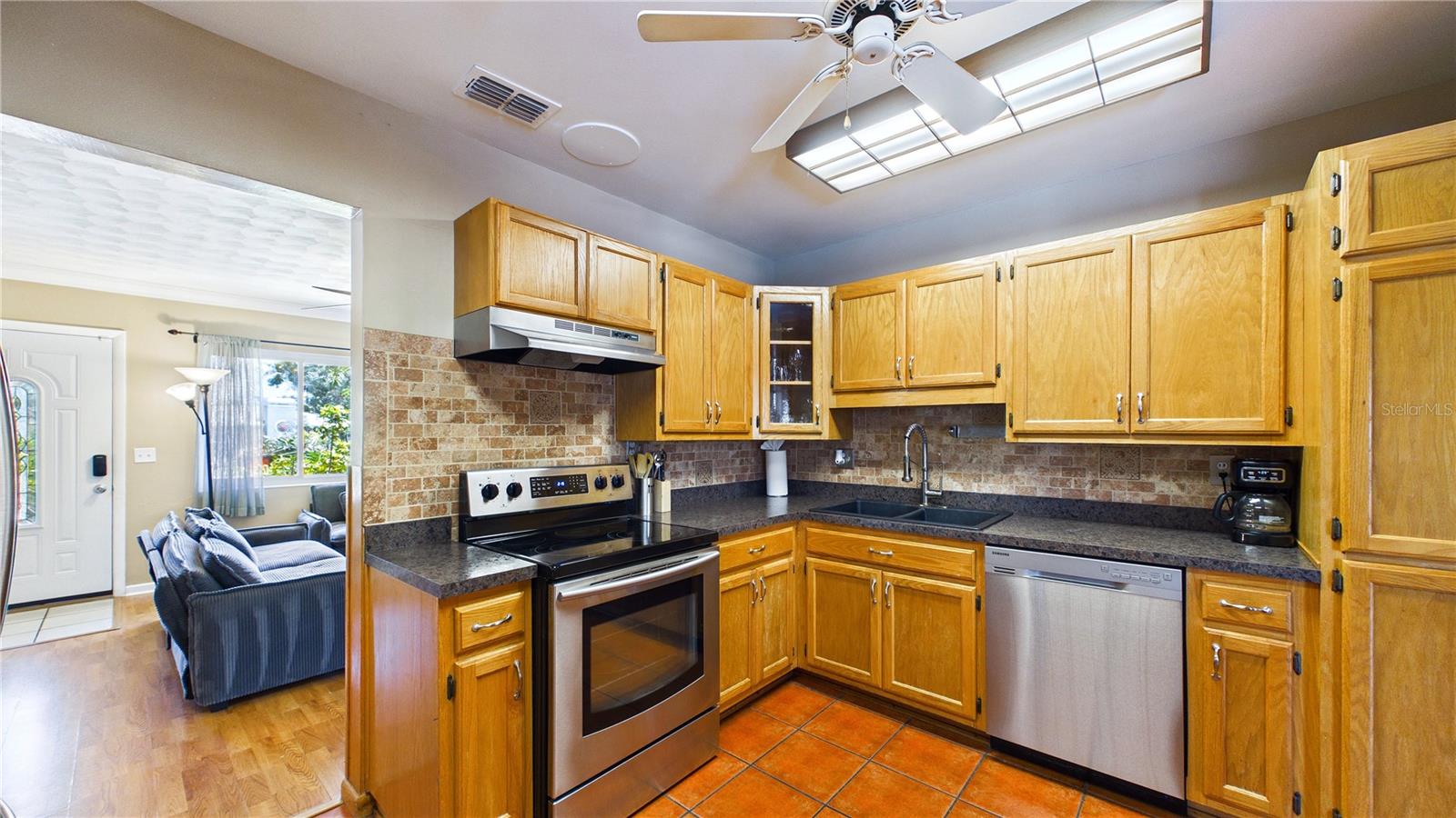 SALLS 1ST ADD - Residential