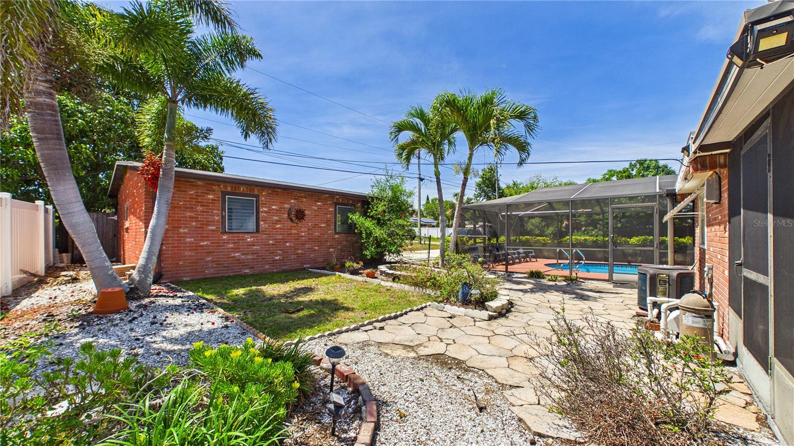SALLS 1ST ADD - Residential