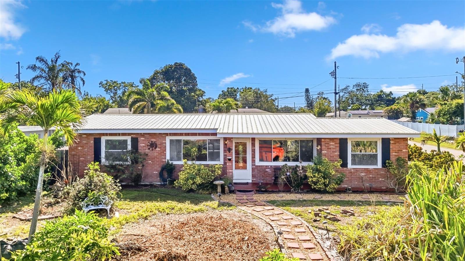 SALLS 1ST ADD - Residential