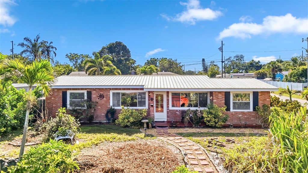 Photo of 1500 S Prescott Avenue, Clearwater, FL 33756 (MLS # TB8506599)