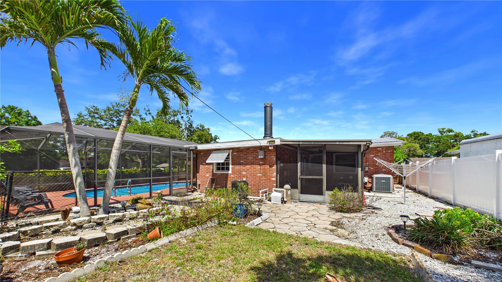 SALLS 1ST ADD - Residential