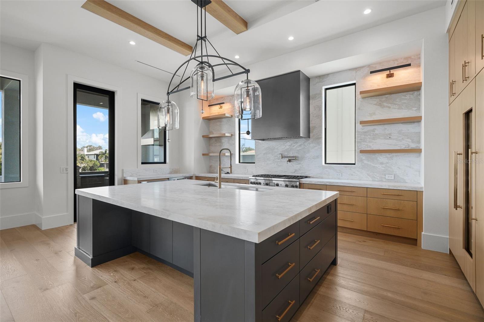SUNSET PARK ISLES UNIT 2 - Residential