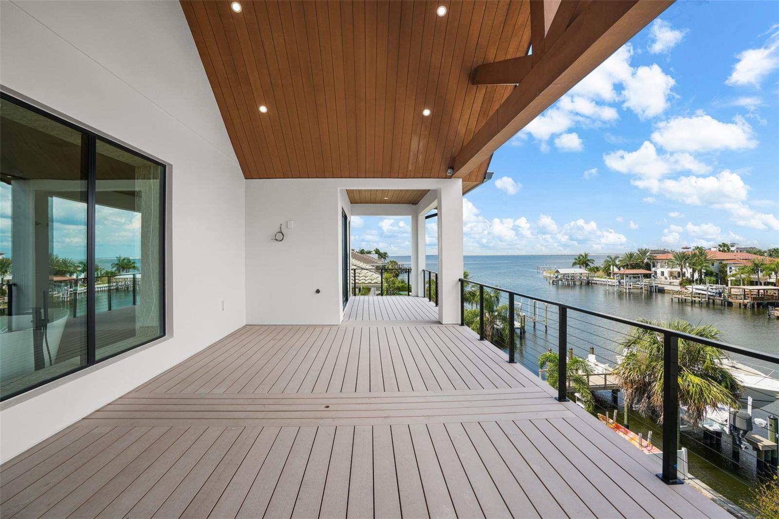 SUNSET PARK ISLES UNIT 2 - Residential