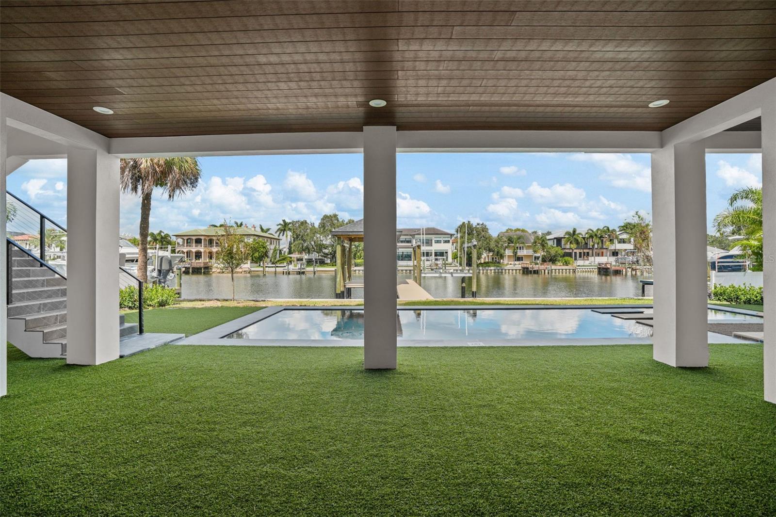 SUNSET PARK ISLES UNIT 2 - Residential