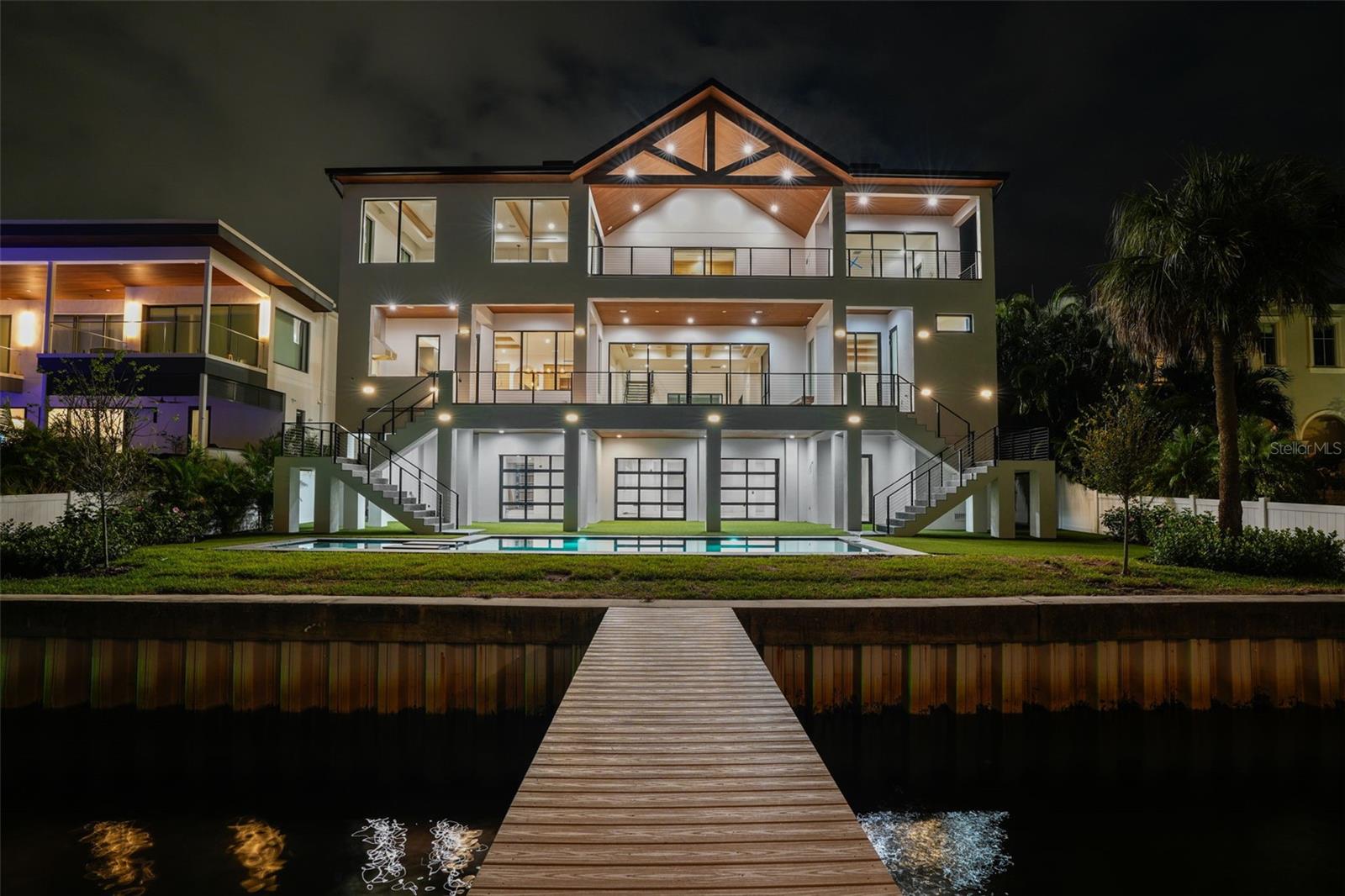 SUNSET PARK ISLES UNIT 2 - Residential