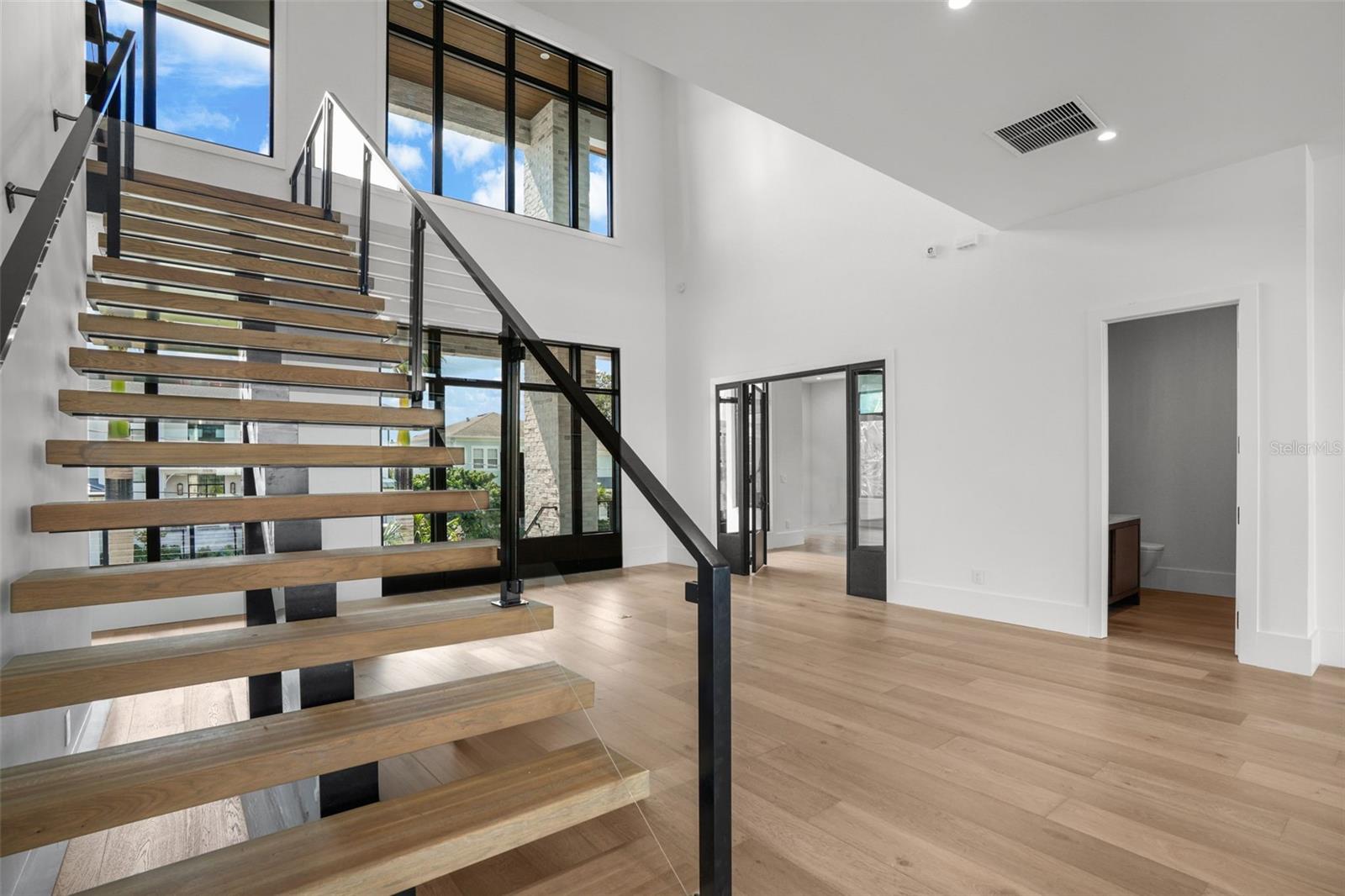 SUNSET PARK ISLES UNIT 2 - Residential