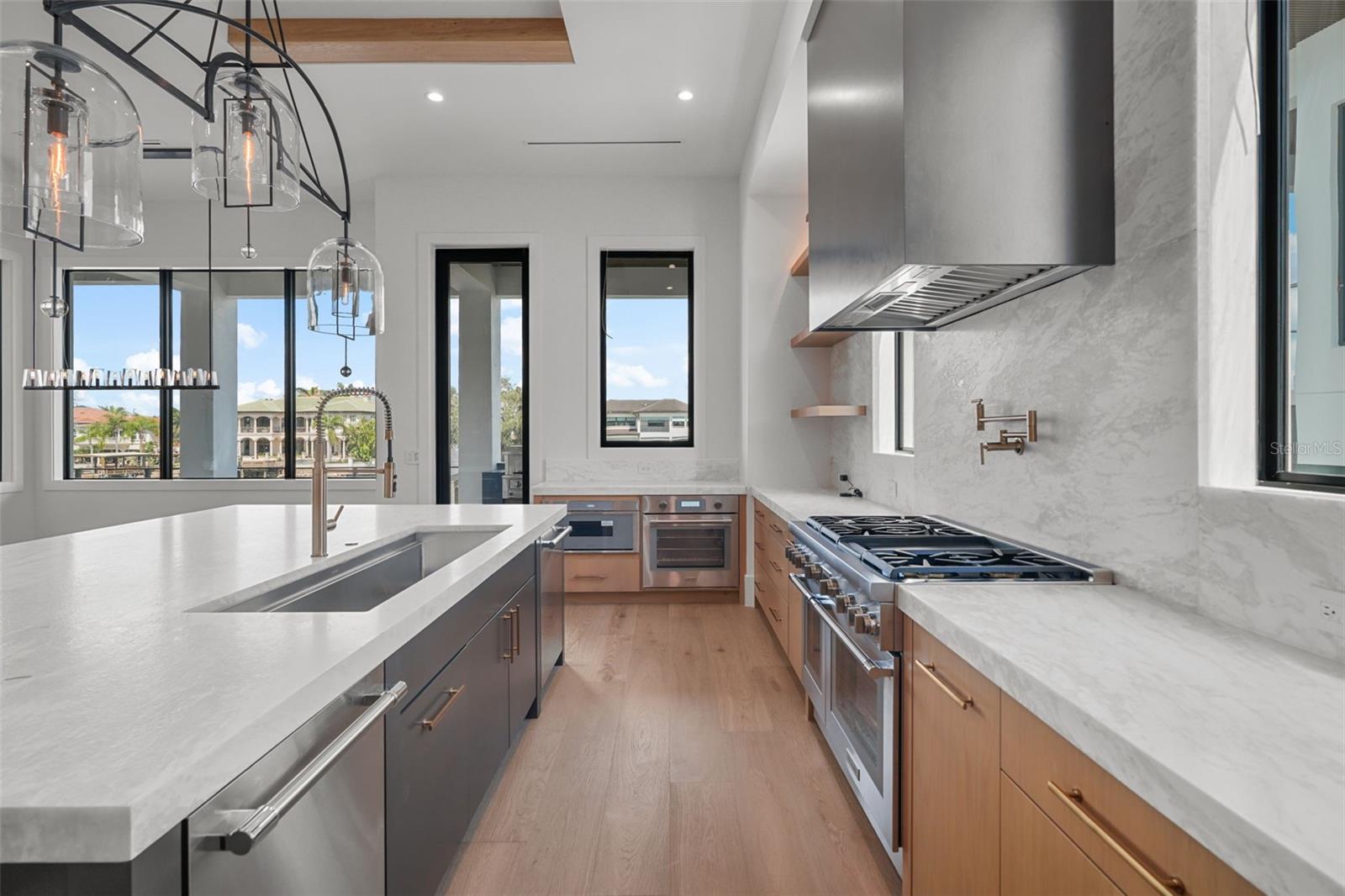 SUNSET PARK ISLES UNIT 2 - Residential