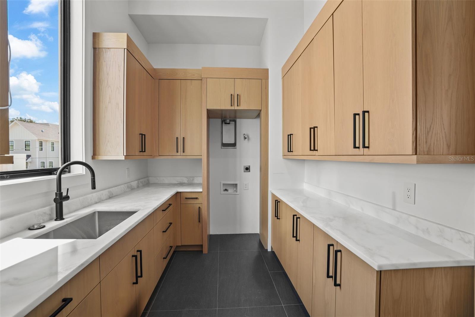SUNSET PARK ISLES UNIT 2 - Residential