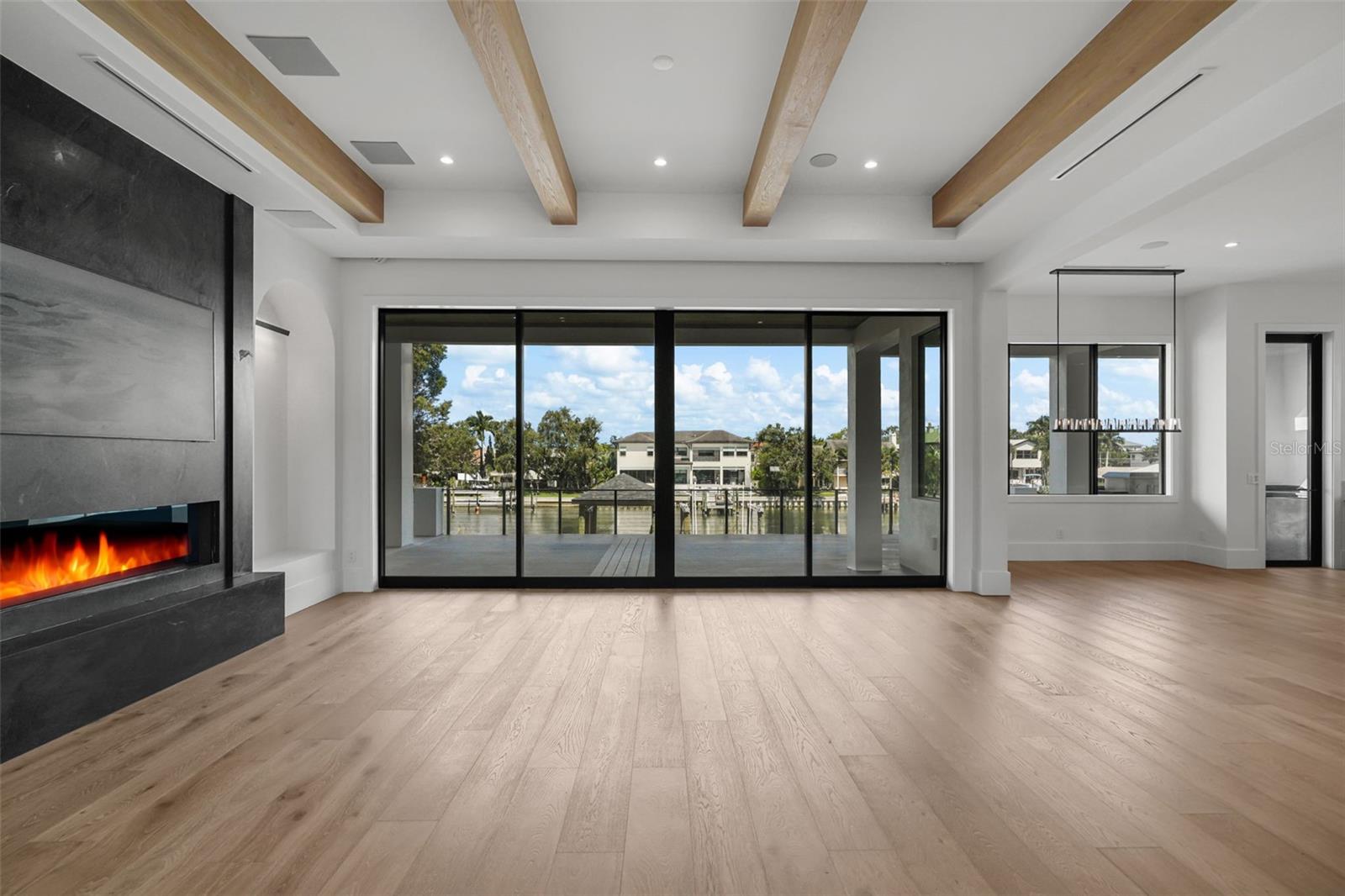 SUNSET PARK ISLES UNIT 2 - Residential