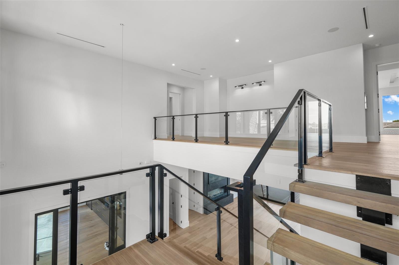 SUNSET PARK ISLES UNIT 2 - Residential